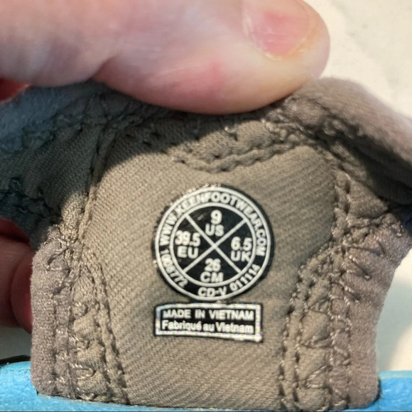 KEEN Sz 9 Anti-Odour Anatomic Footbed Waterproof Bungee Closure Outdoor Sandals - Picture 10 of 14